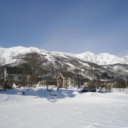 Bed and Breakfast Alpine Wind Хакуба Екстер'єр фото