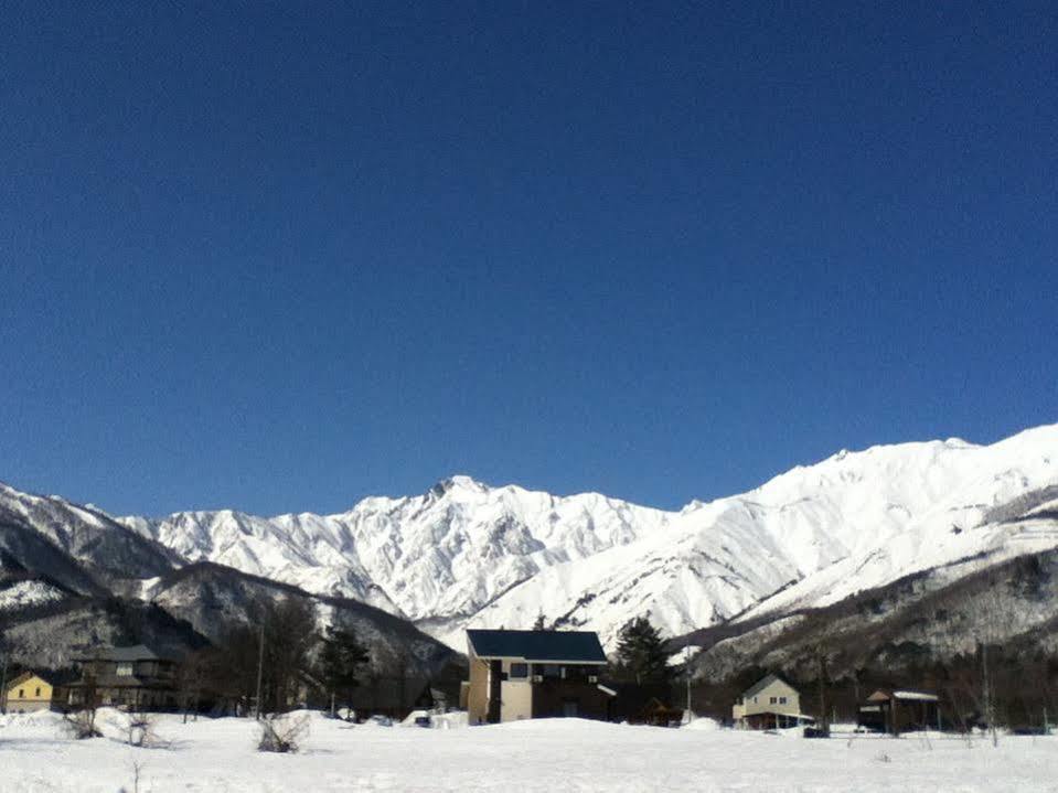 Bed and Breakfast Alpine Wind Хакуба Екстер'єр фото